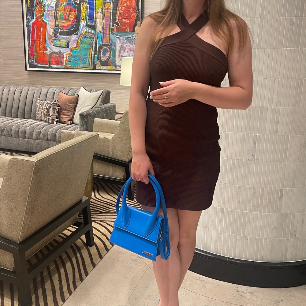 Babaton (Aritzia) Dress size L Midi dress